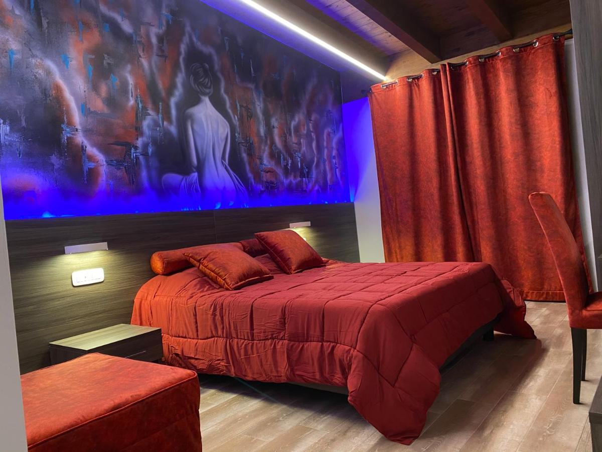 Oasilandia Bed & Breakfast Dorno Exterior photo