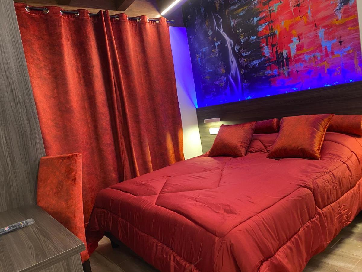 Oasilandia Bed & Breakfast Dorno Exterior photo