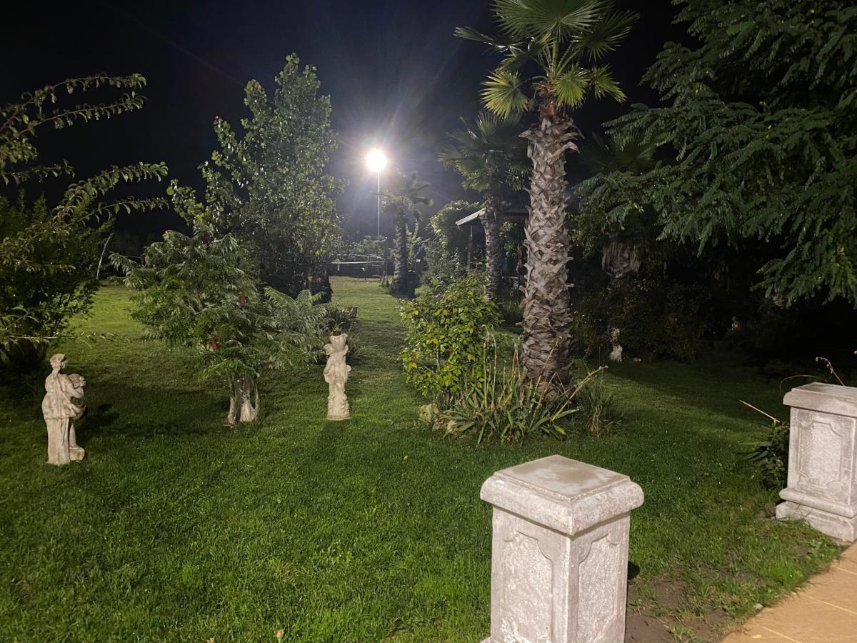Oasilandia Bed & Breakfast Dorno Exterior photo